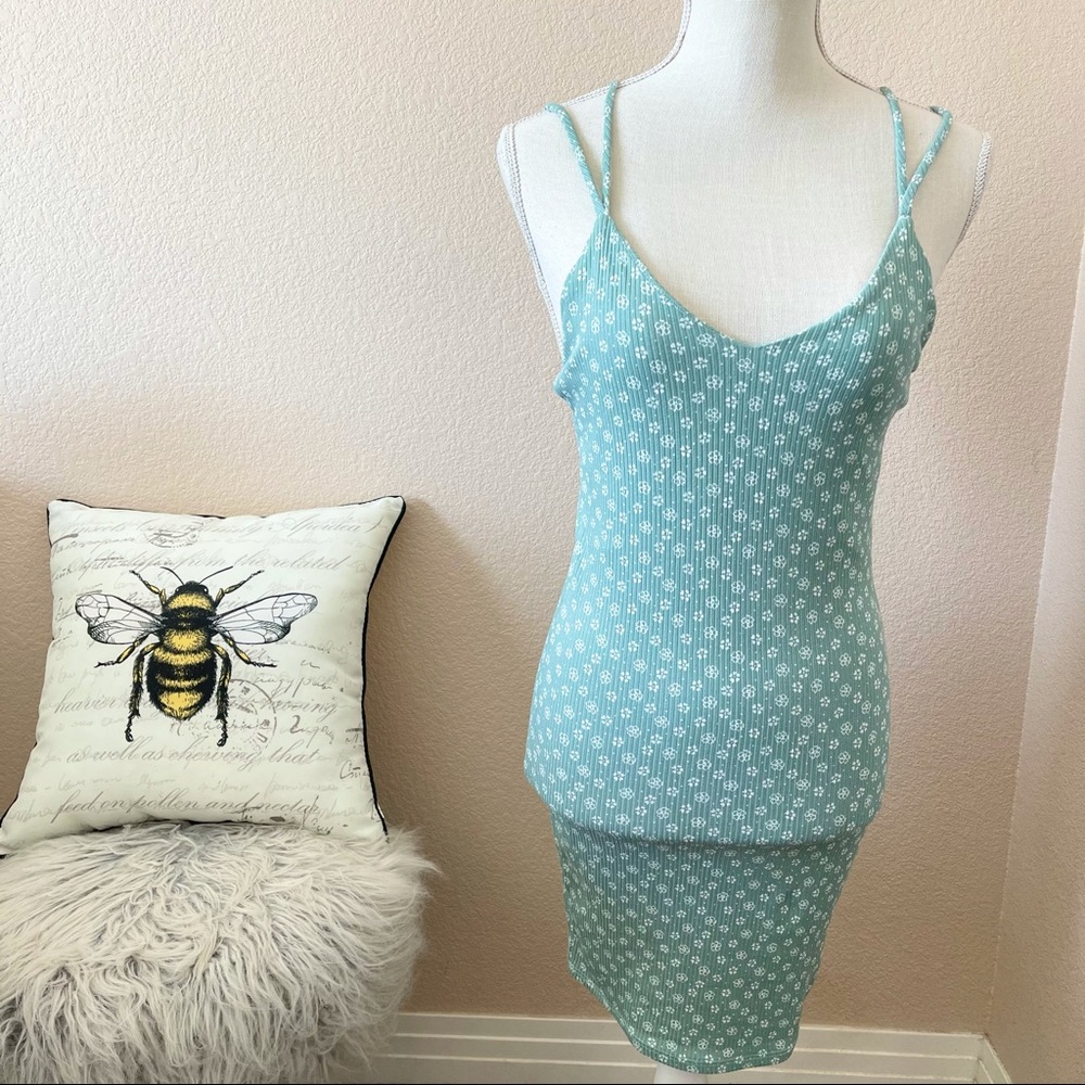 3/30 Mistyrose micro floral strappy mini halter dress